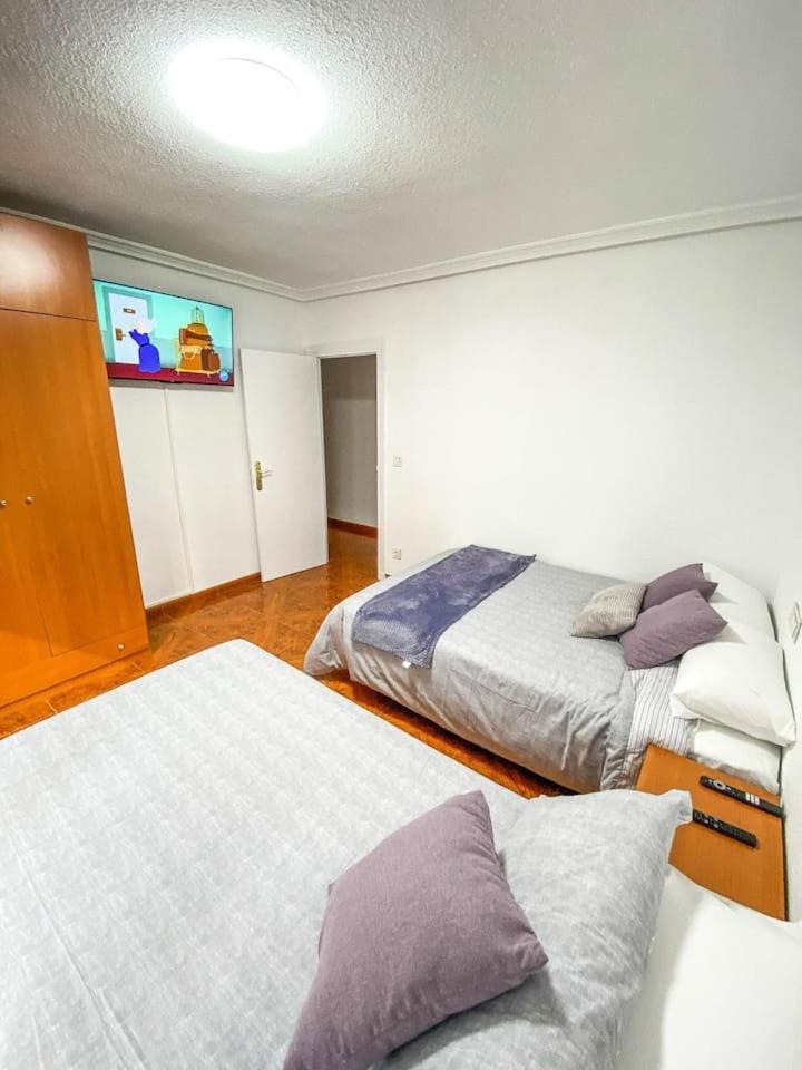 Residencial Leyra, Piso Centrico De 6 Habitaciones, 8 Camas Salamanca Exteriör bild