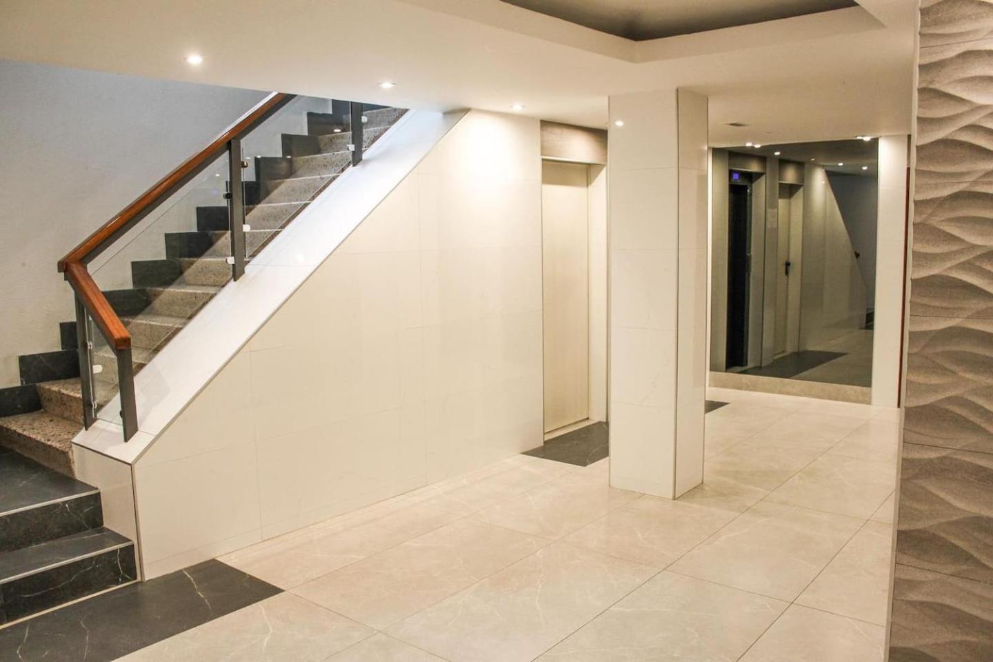 Residencial Leyra, Piso Centrico De 6 Habitaciones, 8 Camas Salamanca Exteriör bild